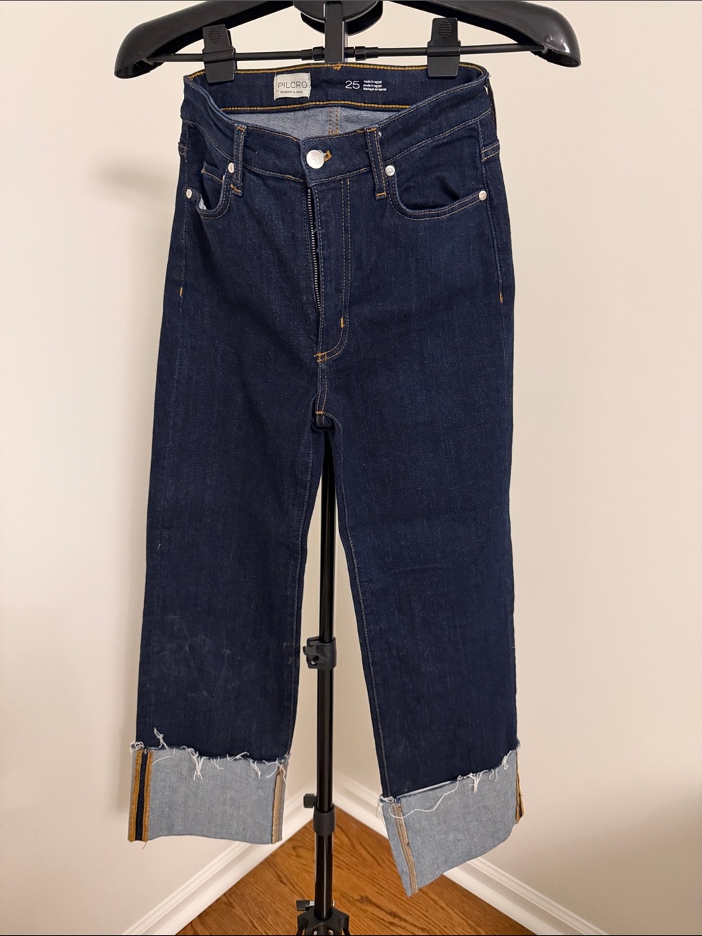 Pilcro Dark Blue Cropped Frayed-Hem Jeans